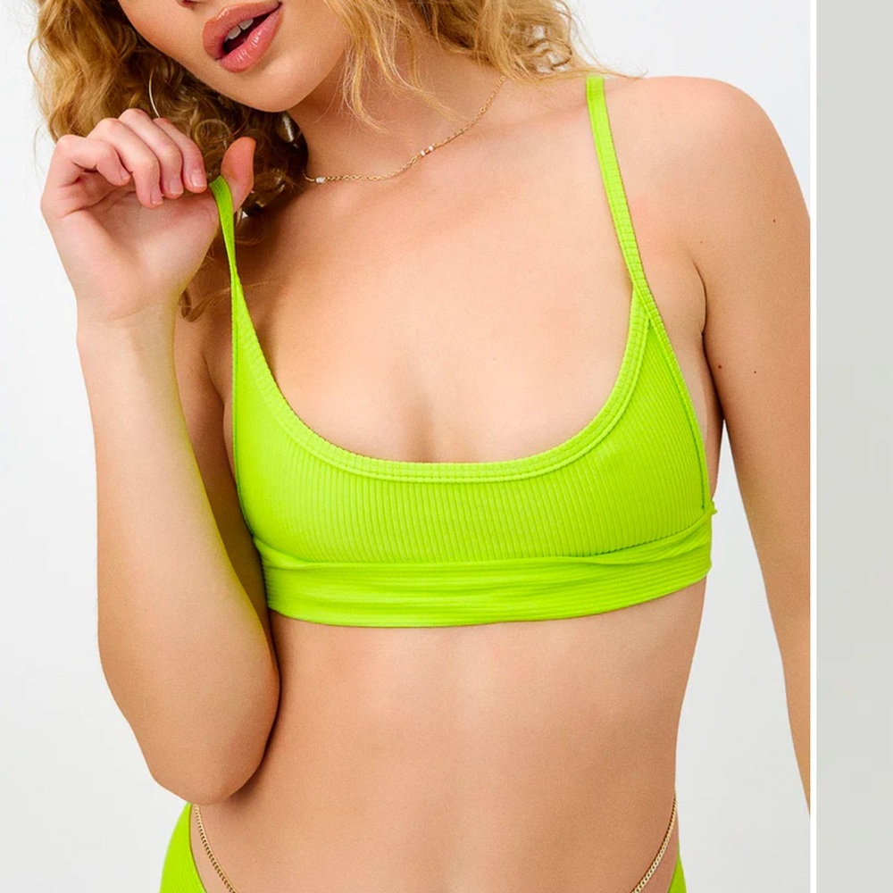 Frankie’s bikinis Gavin Ribbed scoop bikini top